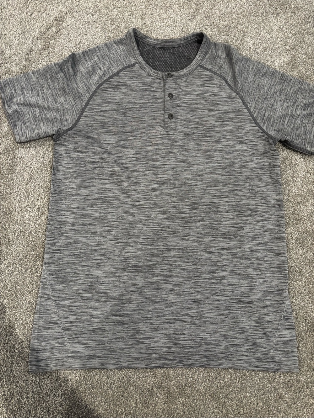 Men's Heather Gray Short-Sleeve Lululemon Shirt